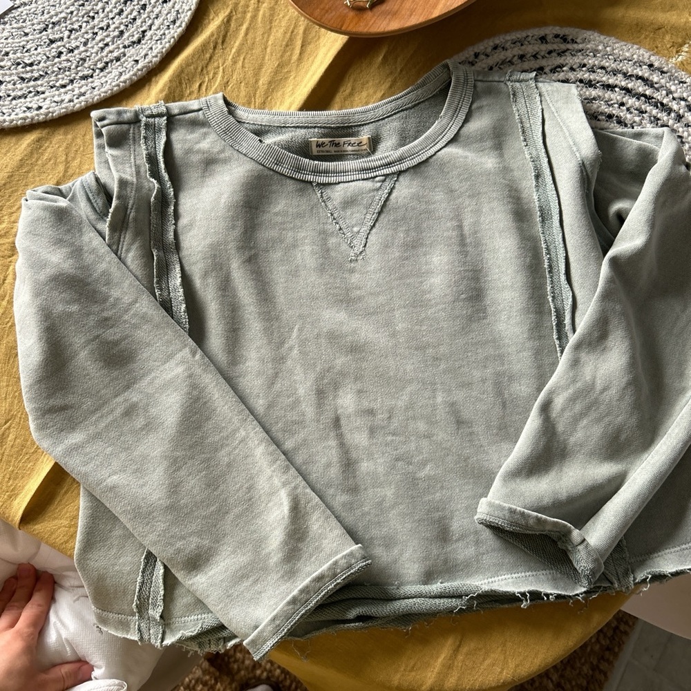 New with tags free people sweatshirt